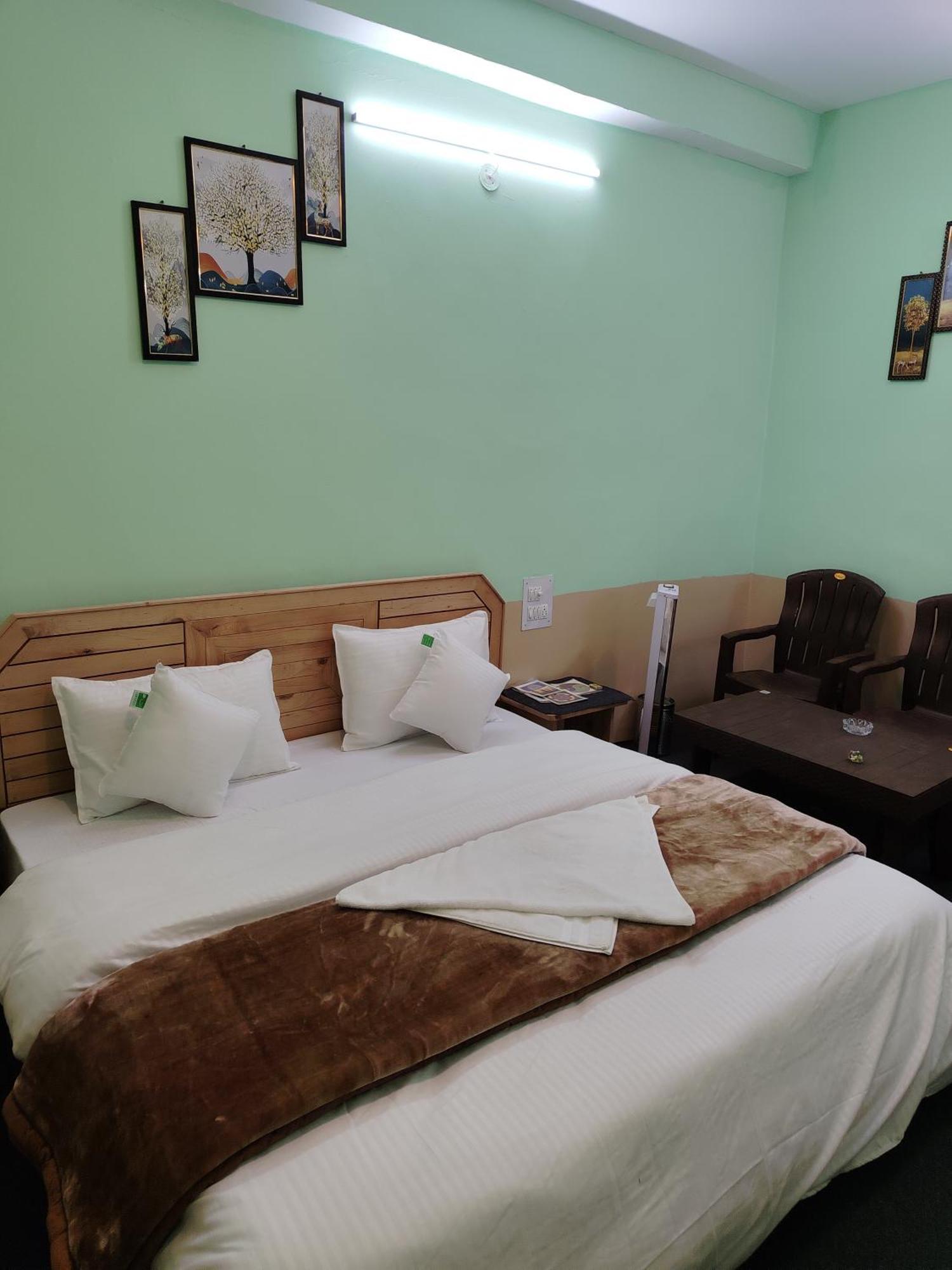 Appel Home Stay Banjar Bagian luar foto